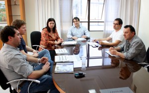Equipe do HR foi recebida no gabinete da Prefeitura nesta semana; na foto, Eduardo, Anderson, Rose Guarda, Cantelmo Neto, Fernando e Adair 