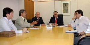 Em fevereiro de 2013, prefeito Cantelmo Neto e o deputado Ademar Traiano se reuniram com a direção da Sanepar para agilizar o processo de aquisição do terreno, que estava sub judice