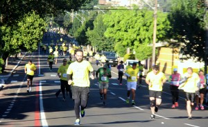 Prova de 6 km percorreu as ruas do binário da Curitiba e Tenente Camargo, domingo de manhã